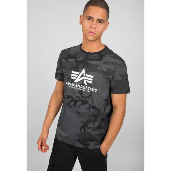 alpha-industries-basic-t-black-camo.jpg alpha-industries-basic-t-black-camo.jpg