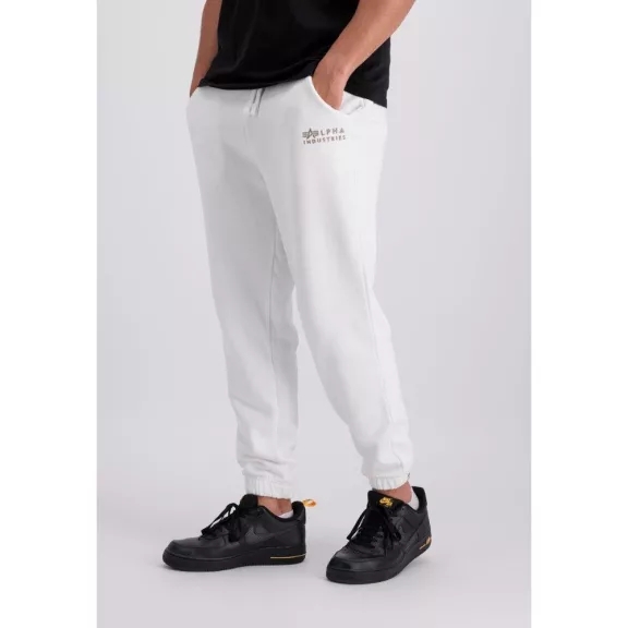 106364-626-alpha-industries-organics-emb-regular-jogger-001.jpg 106364-626-alpha-industries-organics-emb-regular-jogger-001.jpg