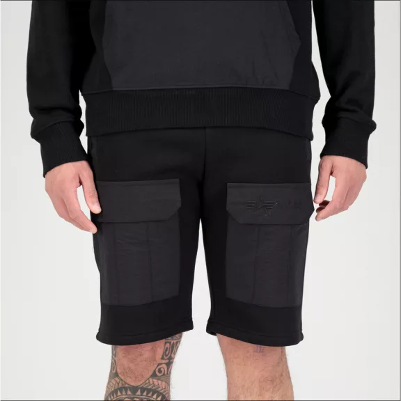 sweat-nylon-cargo-shorts-black.png sweat-nylon-cargo-shorts-black.png