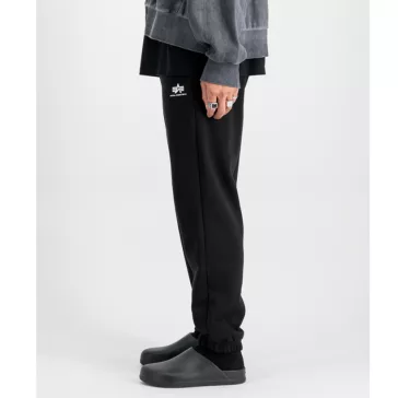 basic-small-logo-ii-jogger-black