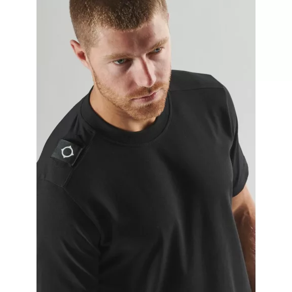 badge_tee_jet_black