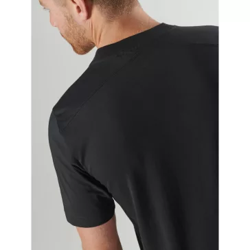 bora-half-compass-print-tee-jet-black