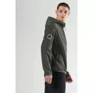 shroud-runner-oil-slick shroud-runner-oil-slick